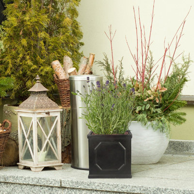 IDEALIST™ 22cm Square Planter, Chelsea Flower Box Garden Planter