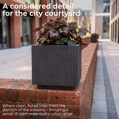 IDEALIST™ 30cm Planter, Ribbed Black Reinforced Stone Square Flower Box, Outdoor Plant Pot, Garden Planter
