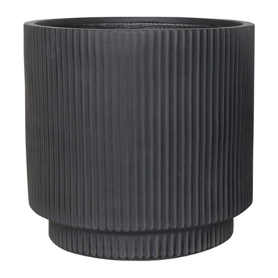 IDEALIST 30cm Round Planter with Drainage Holes, Ribbed Black Reinforced Stone Cylinder Outdoor Plant Pot D30 H30 cm, 16L