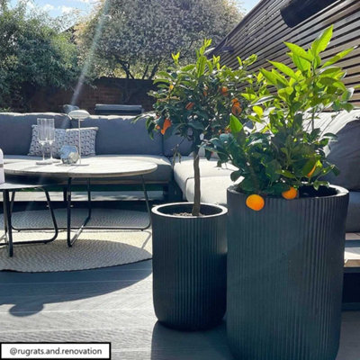 IDEALIST™ 36cm Tall Planter, Ribbed Black Reinforced Stone Cylinder ...