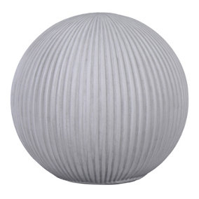 IDEALIST Lite Vertical Ribbed White Outdoor Garden Decorative Ball D24.5 H22.5 cm