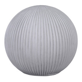IDEALIST Lite Vertical Ribbed White Outdoor Garden Decorative Ball D31.5 H29.5 cm