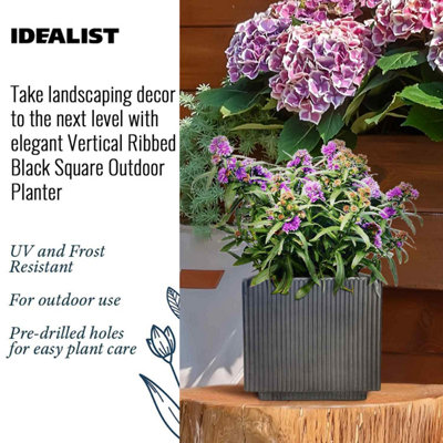 IDEALIST Vertical Ribbed Black Square Outdoor Planter H25 L25 W25 cm, 12.2L