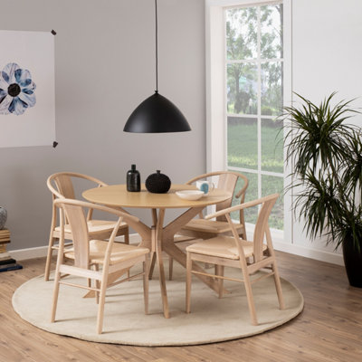 IDuncan Round Dining Table in White Oak