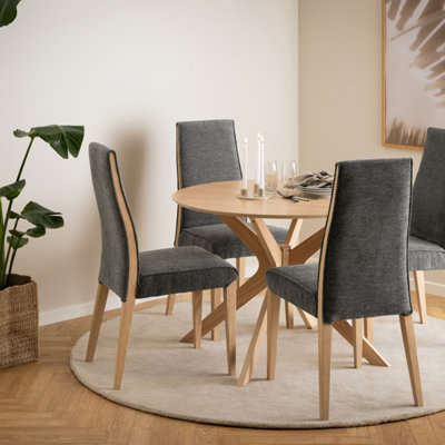 IDuncan Round Dining Table in White Oak