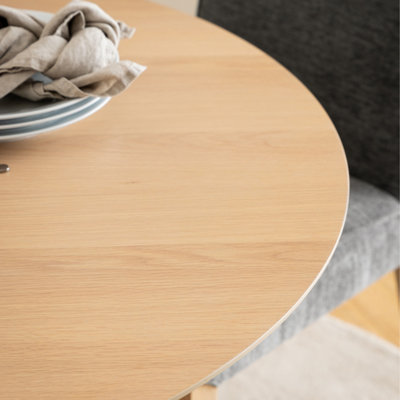 IDuncan Round Dining Table in White Oak