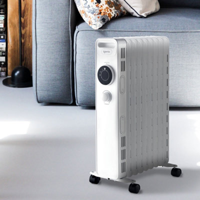Igenix IG2620, Oil Filled Radiator Heater, 2kW/2000 W, Safety Cut Off | DIY  at Bu0026Q