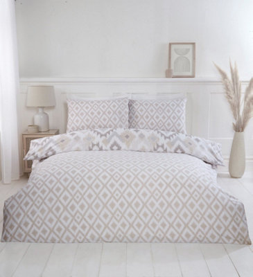 Ikat Bohemian Reversible Polycotton Duvet Set With Pillowcase - 3