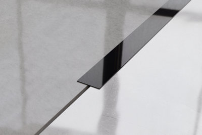 ILCOM decorative profile I 28mm x 2440mm x 0.65mm Black Polished Stainless Steel