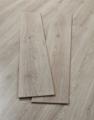 Impero 6mm - Trend Oak Grey Laminate Flooring. 2.92m² Pack