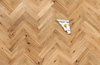 Impero Barn Oak Herringbone Engineered Wood Flooring. 0.64m² Pack
