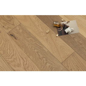 Impero Jasmine Oak Engineered Wood Flooring. 1.98m² Pack
