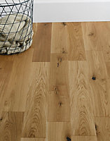Impero Select Natural Oak - Brushed & Lacquered. 2.4m² Pack