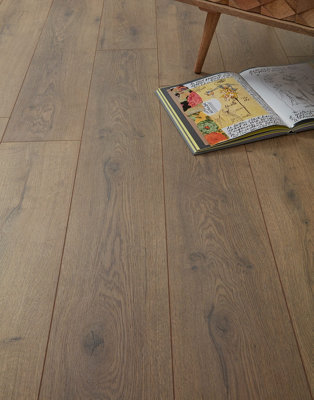 Impero XL 12mm - Tuscan Oak. 1.87m² Pack