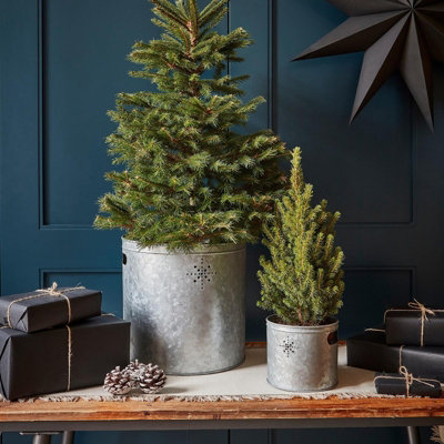 Indoor Christmas Tree Bucket or Log Storage in Galvanised Steel with Star - Dimensions: H28cm W28cm - 3