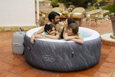 Inflatable Hot Tub with App-Control Lay-Z-Spa Boracay Smart Signature AirJet