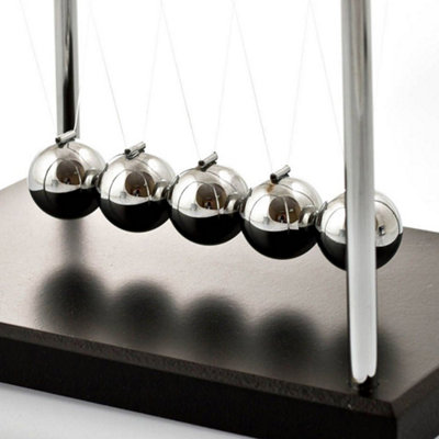 Ingenious Classic Decorative Newton's Cradle - 4
