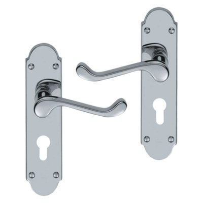 Intelligent Hardware - Internal Door Handle - Chelsea - Lever on Backplate - Euro Lock Furniture -  Chrome