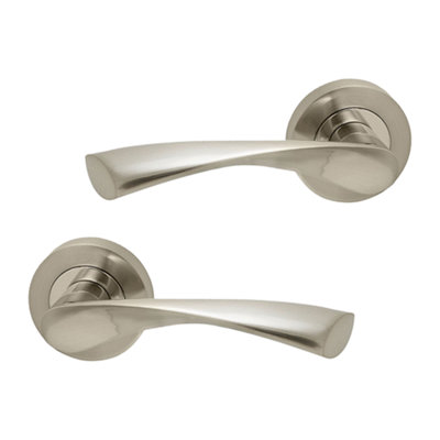 Intelligent Hardware - Internal Door Handle - Pair - Lever on Round Rose - Zeta Developer - Polished Chrome/Satin Nickel