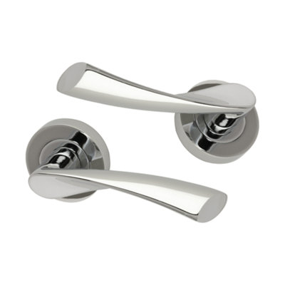 Intelligent Hardware - Internal Door Handle - Pair - Lever on Round Rose - Zeta Developer - Polished Chrome