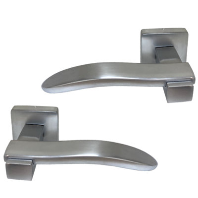 Intelligent Hardware - Internal Door Handle - Pair - Lever on Square Rose - Ava - Polished Chrome