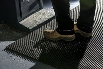 Interflex Anti-Slip Anti-Fatigue Duckboard Matting 100cm x 10m Roll Grey - 3
