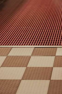 Interflex Anti-Slip Anti-Fatigue Duckboard Matting 100cm x 10m Roll Red - 5