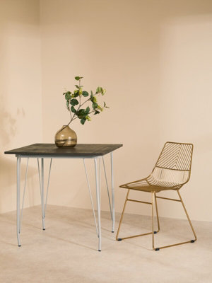 Interioirs by Premier Comfortable Small Gold Metal Wire Chair, Sturdy Metal Chair for Kitchen, Outdoor Tapered Chair for Patio