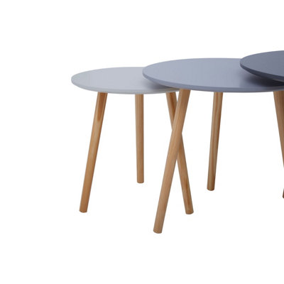 Interiors by Premier Durable Set of 3 Round Tables, Triangular Coffee Tables Set, Long Lasting Rounded Top Wood Table for Indoor