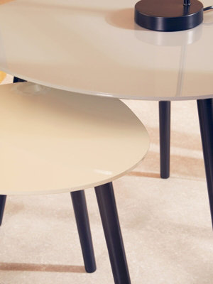Interiors by Premier Grey Set of 2 Nesting Tables, Triangular Nest of Tables with Three Legs, Sturdy Side Tables for Home