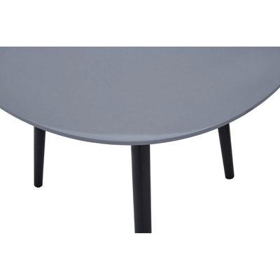 Interiors by Premier Grey Set of 2 Nesting Tables, Triangular Nest of Tables with Three Legs, Sturdy Side Tables for Home