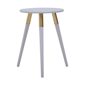Interiors by Premier Light Grey Side Table, Triangular Small End Table, Long Lasting Rounded Top Coffee Table for Indoor