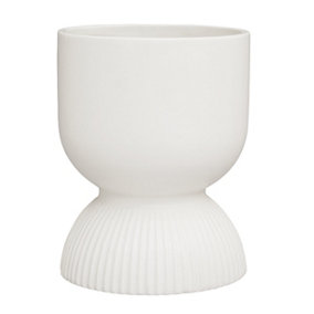 Interiors by Premier Lightweight White Planter, Durable Ceramic Construction Outdoor Pot, Cylindrical Design Flower Planter