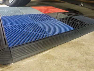 Interlocking Garage Flooring Tiles, Vented Modular Tile for Showroom ...