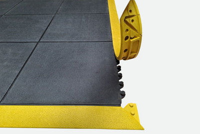 Interlocking Rubber Anti-Fatigue Mat Cushion Link Solid Top 92 x 92cm