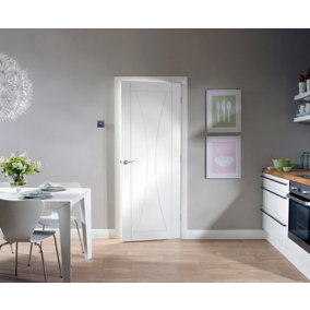 Internal Verona White Primed Door 2040 x 926 x 40mm