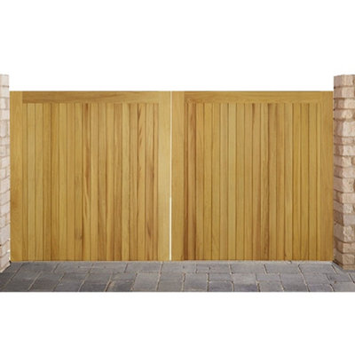 Iroko Croyde Gates 3/4 1/4 Split - 3.0m Total Width x 1.8m High - Large Gate Left Hand