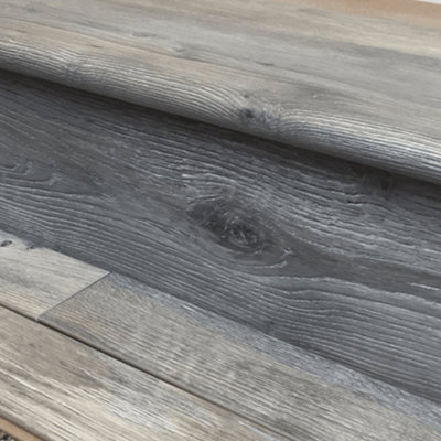 Islington Park Laminate Stair & Riser | DIY at B&Q