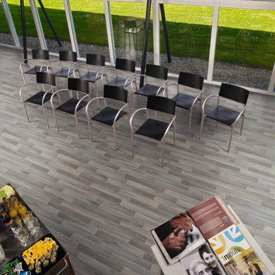 IVC Noblesse 892 Wooden Effect Non Slip Sheet Vinyl Flooring3m X 3m