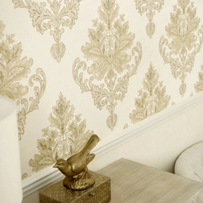 Jasmine Damask Wallpaper in Cream and Metallic Gold