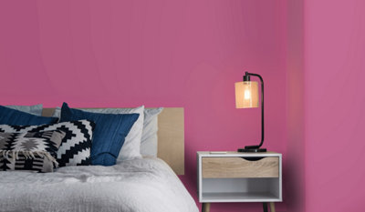Johnstone's Trade Acrylic Durable Eggshell Walls & Ceilings Emulsion Paint Telemagenta (RAL 4010) 2.5L