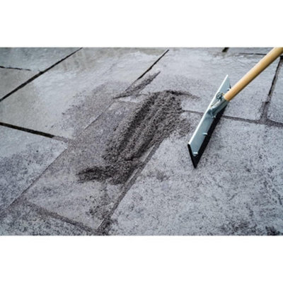 Photo inspiration: Fresh Look at Joint Tec Brush In Jointing Compound Golden Granite 15Kg