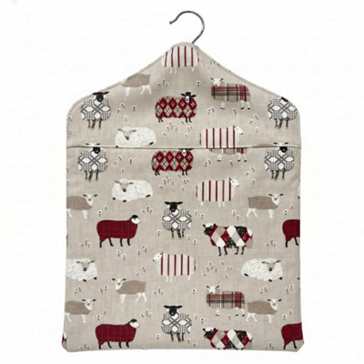 Jolee Fabrics Beige Funky Sheep Waterproof Cotton Backed Oil Cloth Peg ...
