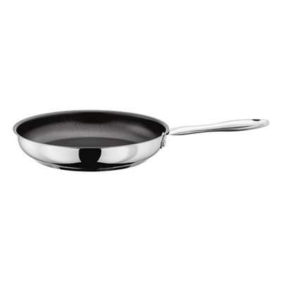 Judge Classic 26cm Non-Stick Frying Pan | DIY at B&Q