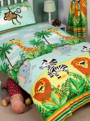 Jungle-Tastic 4 in 1 Junior Bedding Bundle (Duvet, Pillow and Covers)
