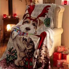 Just So Home Christmas Cute Dog & Cat "Ivy & Snow" Printed Luxury Reversible Ultra Plush and Sherpa Fleece Throw 130cm x 170cm