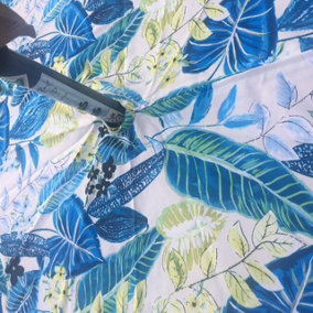 Just So Home Tobago Tropical Leaf Blue/Yellow Garden Outdoor Water Resistant Tablecloth (152cm x 213cm With Parasol Hole)