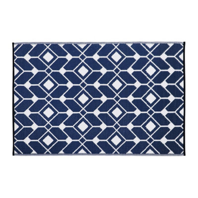 JVL Lightweight Reversible Plastic Woven Outdoor Rug, 120x180cm, Cube