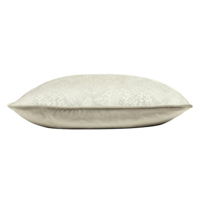 Kai Viper Metallic Piped Polyester Filled Cushion
