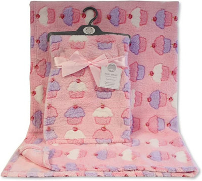 thumbnail image 2 of Baby Gift Basket Set - Includes 2 Onesies, Fleece Blanket, Swaddle, Socks, Washcloth & More (Unisex) 2 of 14